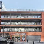 Stylish 2B 2B Apartment Heart Of Canary Wharf