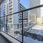 Stylish 2B 2B Apartment Heart Of Canary Wharf